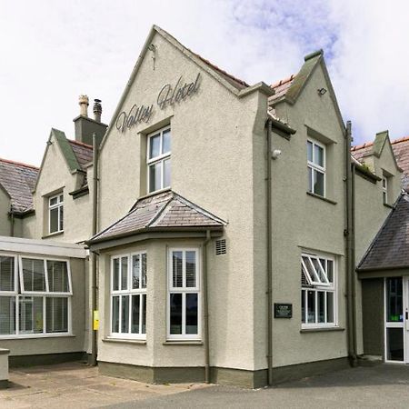 The Valley Hotel, Anglesey Ngoại thất bức ảnh