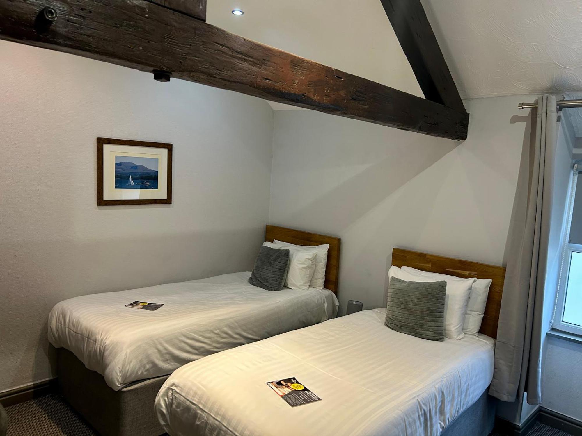 The Valley Hotel, Anglesey Ngoại thất bức ảnh
